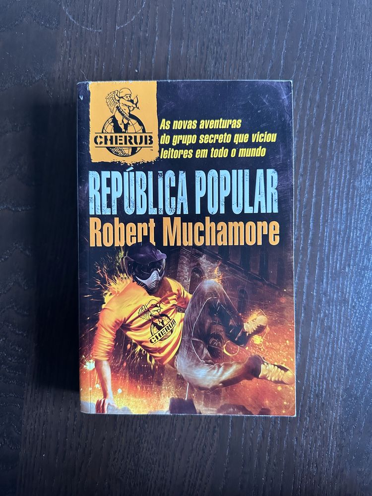 República Popular Cherub de Robert Muchamore