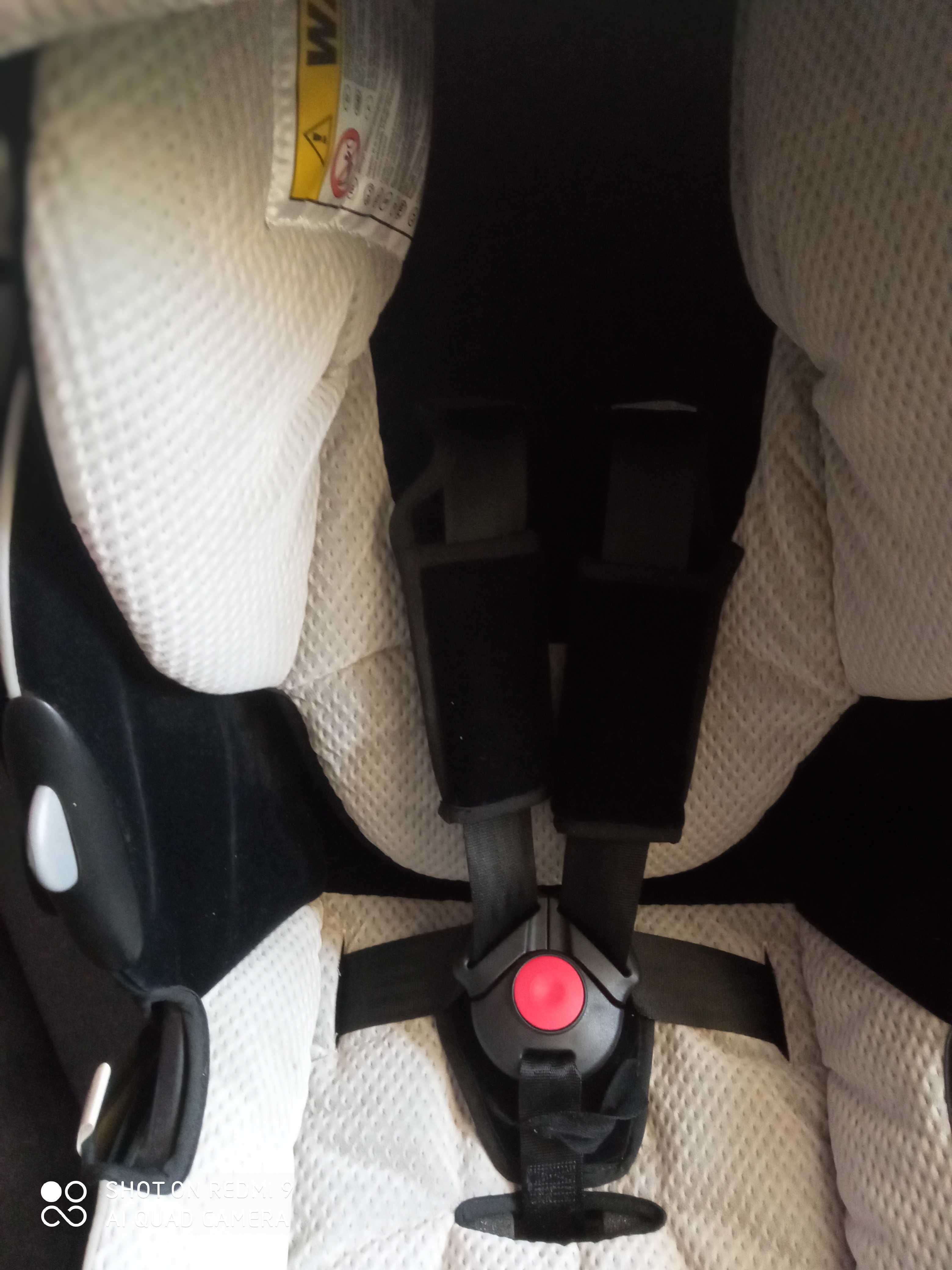 Fotelik samochodowy Recaro Young Profi Plus 0-13 kg nosidełko