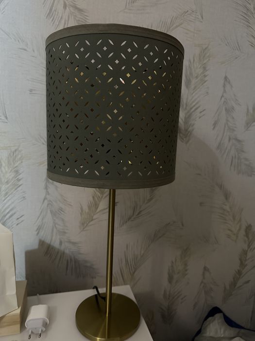 Candeeiros de mesa e teto