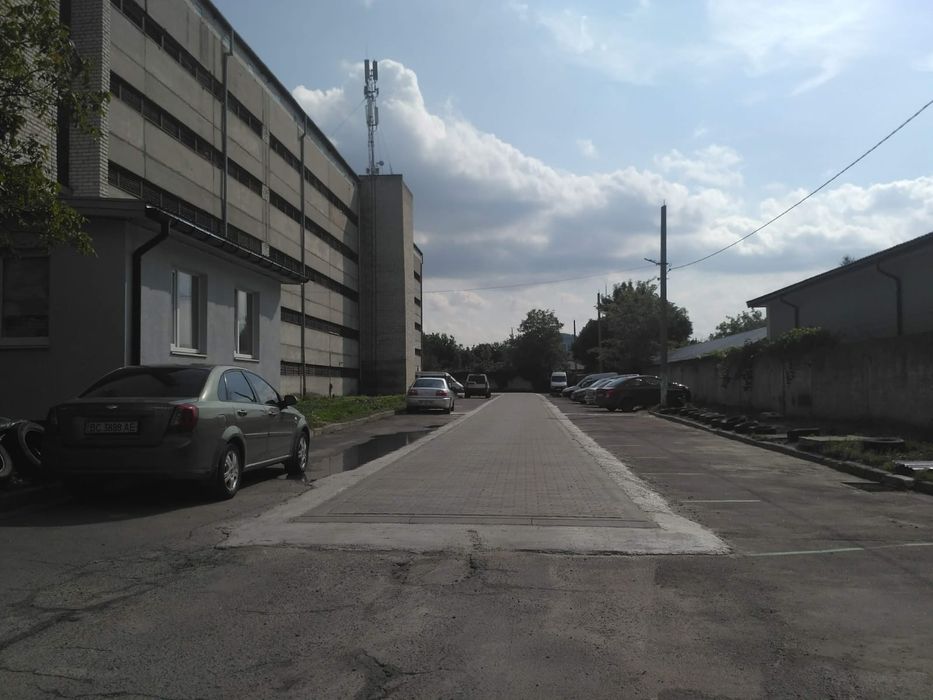 Оренда гаражу в кооперативі вул. Творча