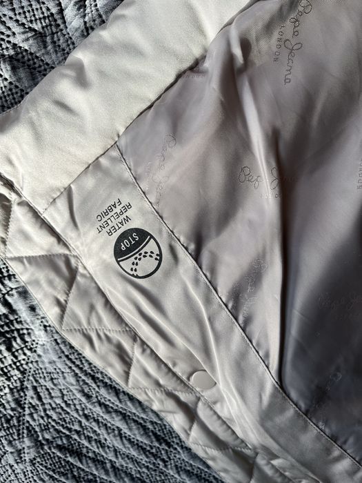 Płaszcz puchowy Pepe Jeans r. XS