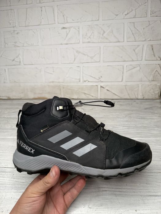 Демисезонные высокие кроссовки adidas terrex gtx gore-tex
