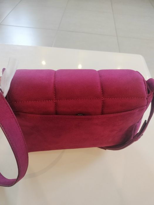 Śliczna torebka amarantowa