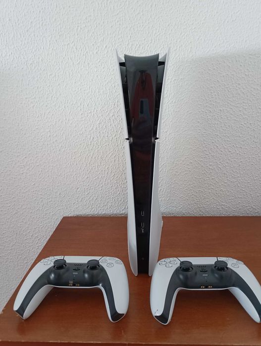 Vendo/Troco Ps5 digital versão Slim de 1tb