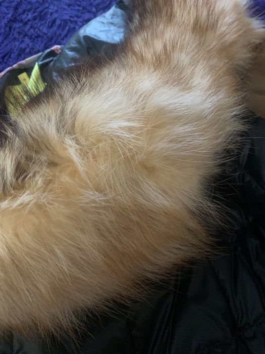 Пуховик (натуральний пух ) розмір М натуральна опушка