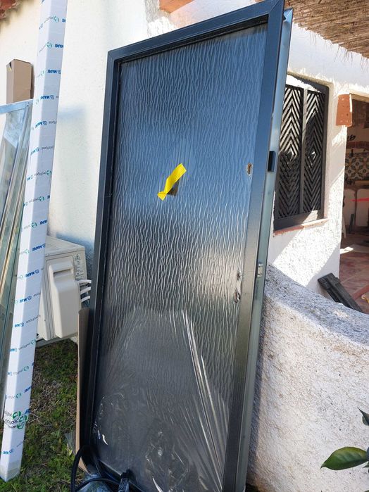 Porta de Segurança Metálica - Nova - OK Doors ARTEMIDA S68 2ZA - 450€