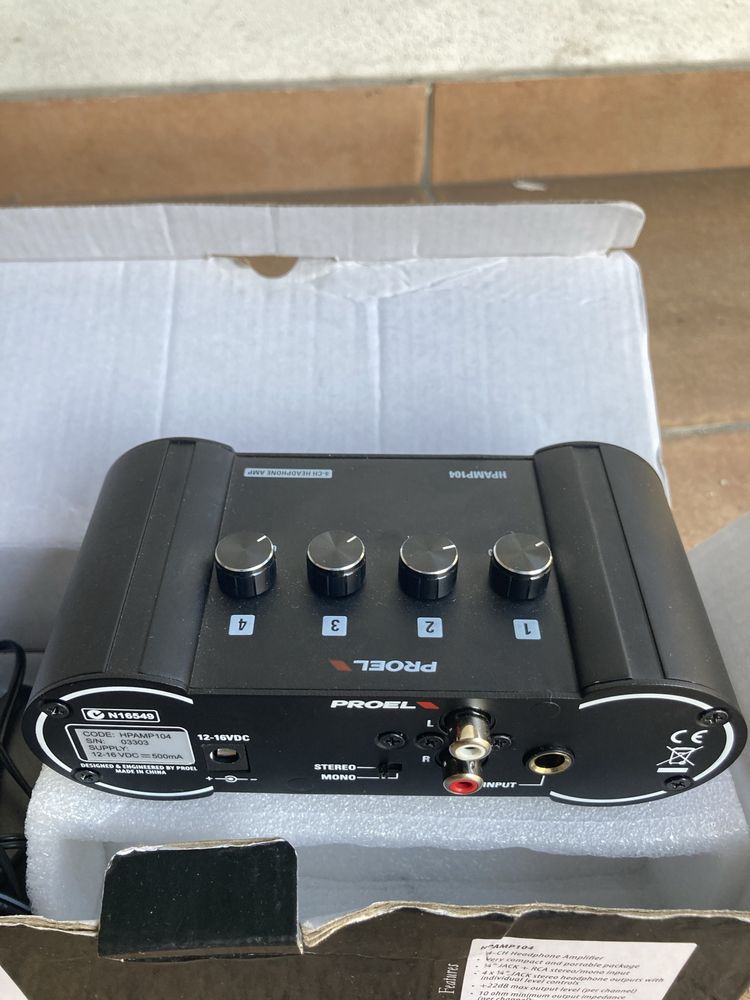 PROEL HPAMP104 | Amplificador para auscultadores de 4 canais