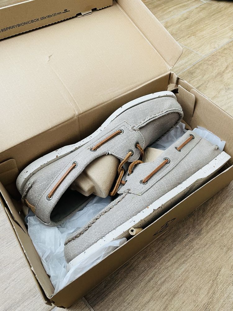 Sperry топсайдери, мокасини