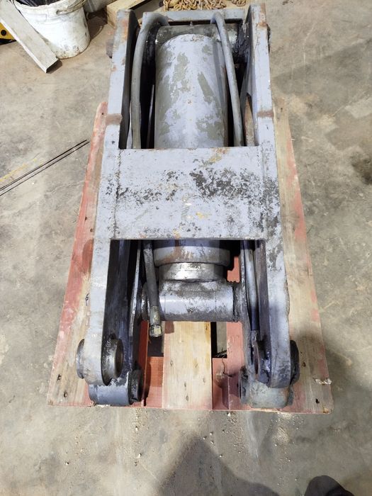 Macaco tesoura bascula