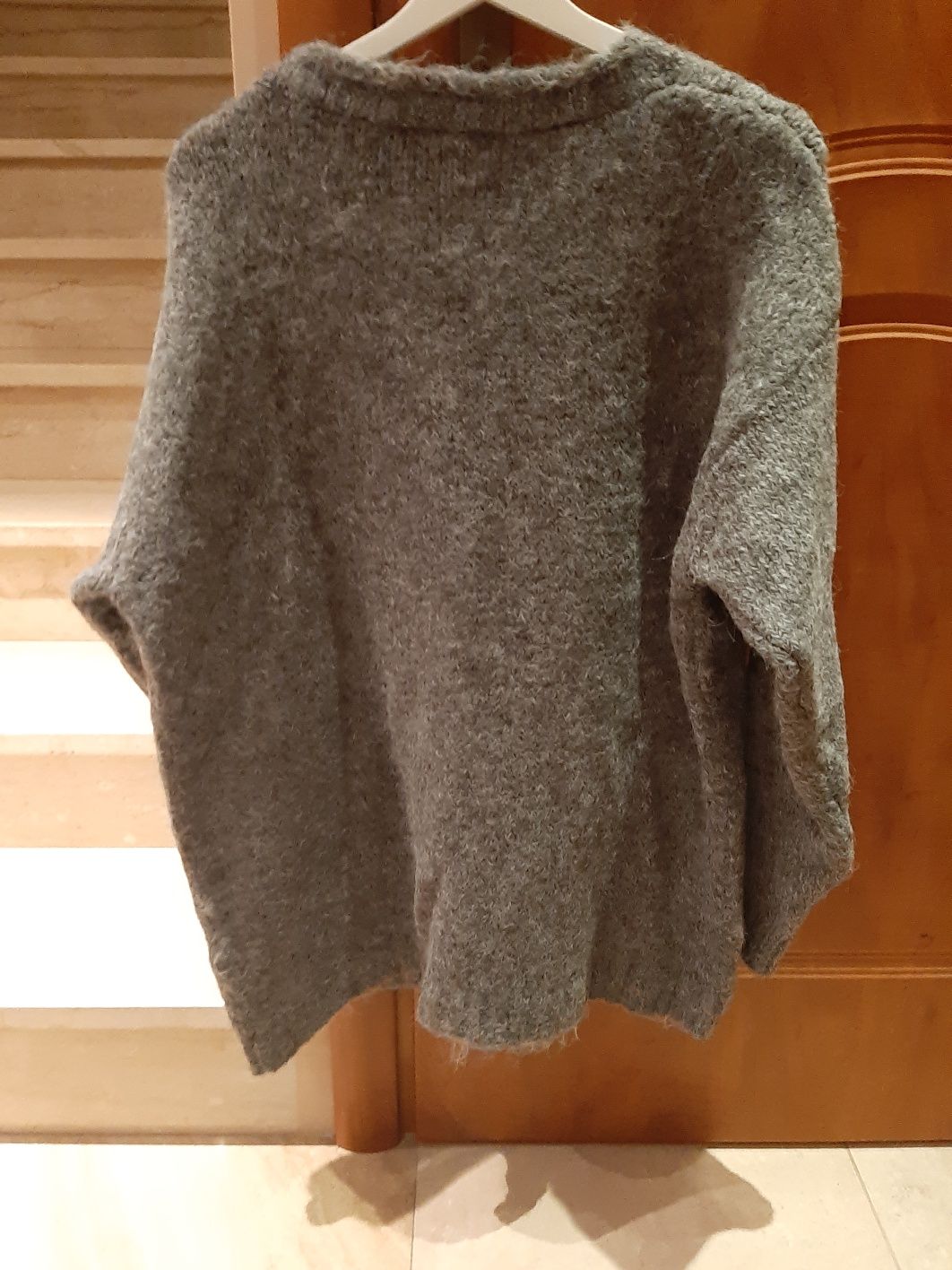 Sweter Zara L dlugi szary sweterek damski glamour tkmaxx kolekcja limi