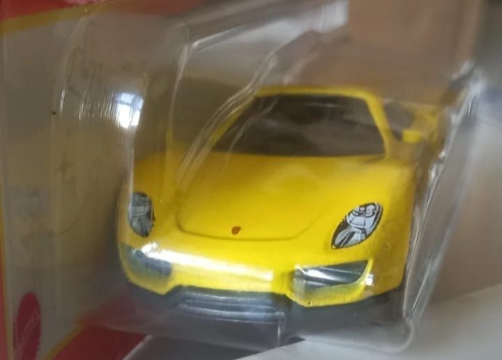 Porsche 918 spider matchbox