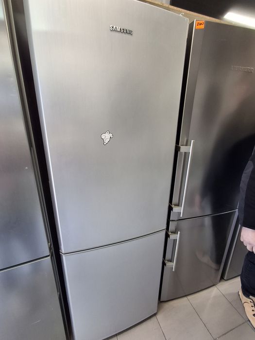 Холодильник Samsung modelRL34SCPS