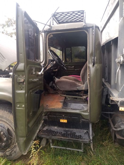 Продаж зіл самоскид