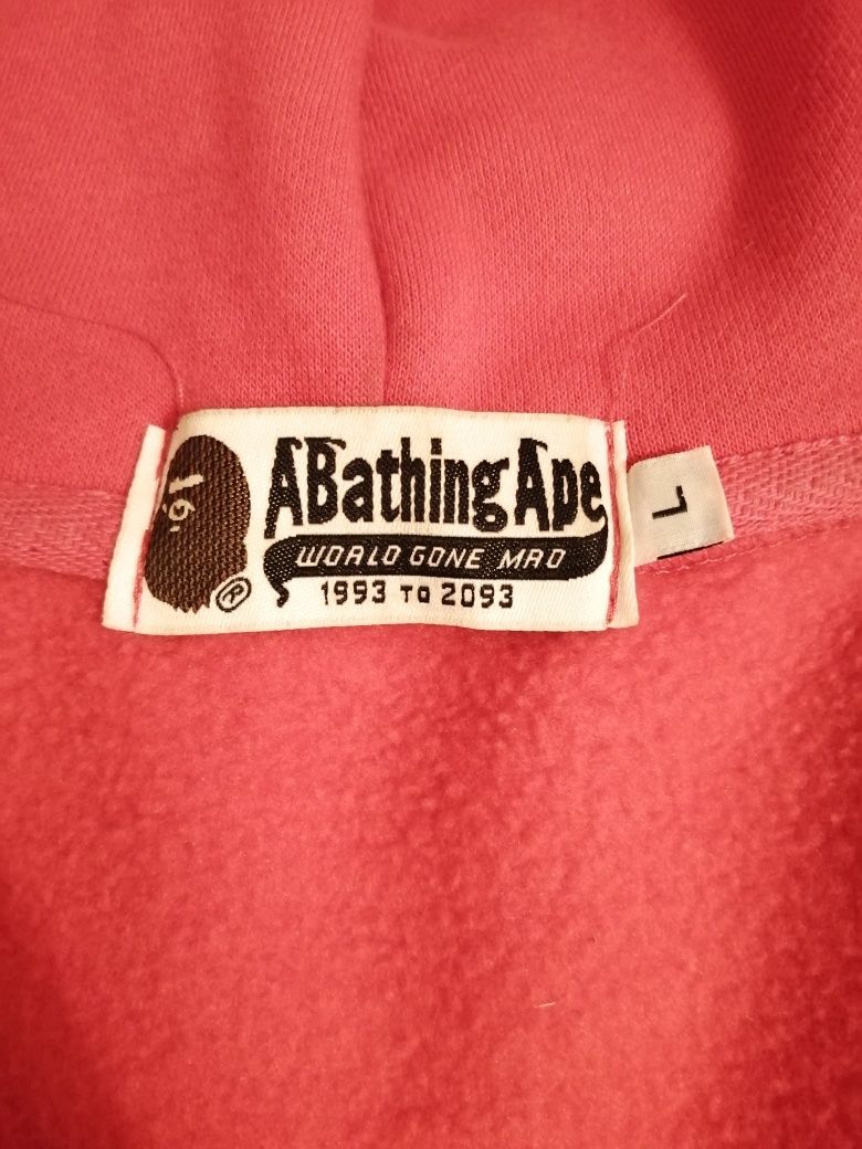 Bluza czerwona z A Bathing Ape