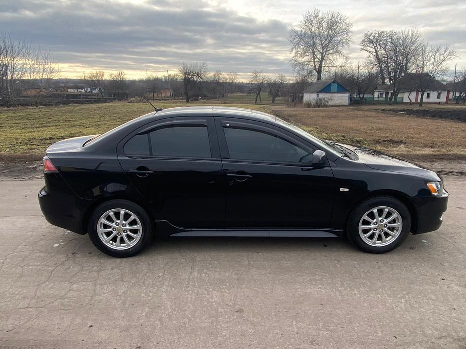 Продам MitsubishiLancer X