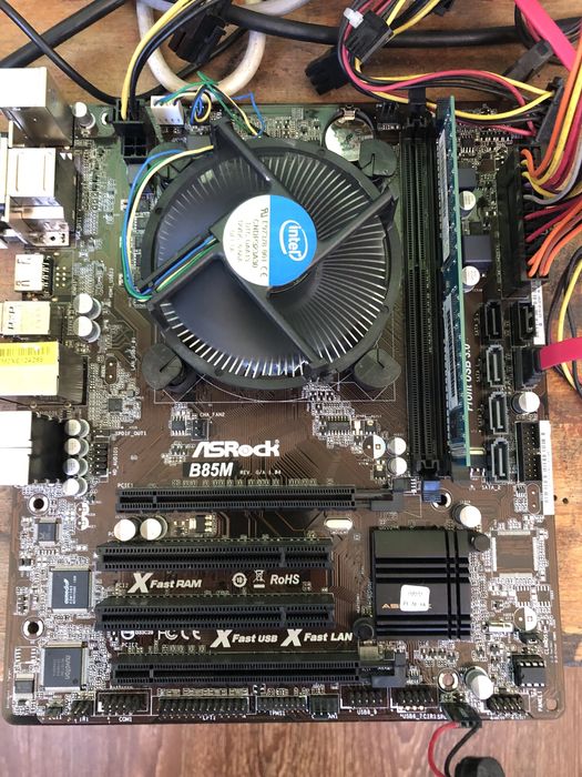 ASRock B85M s1150