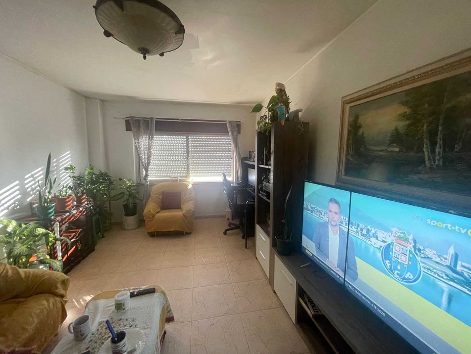 APARTAMENTO T2 ARRUDA DOS VINHOS