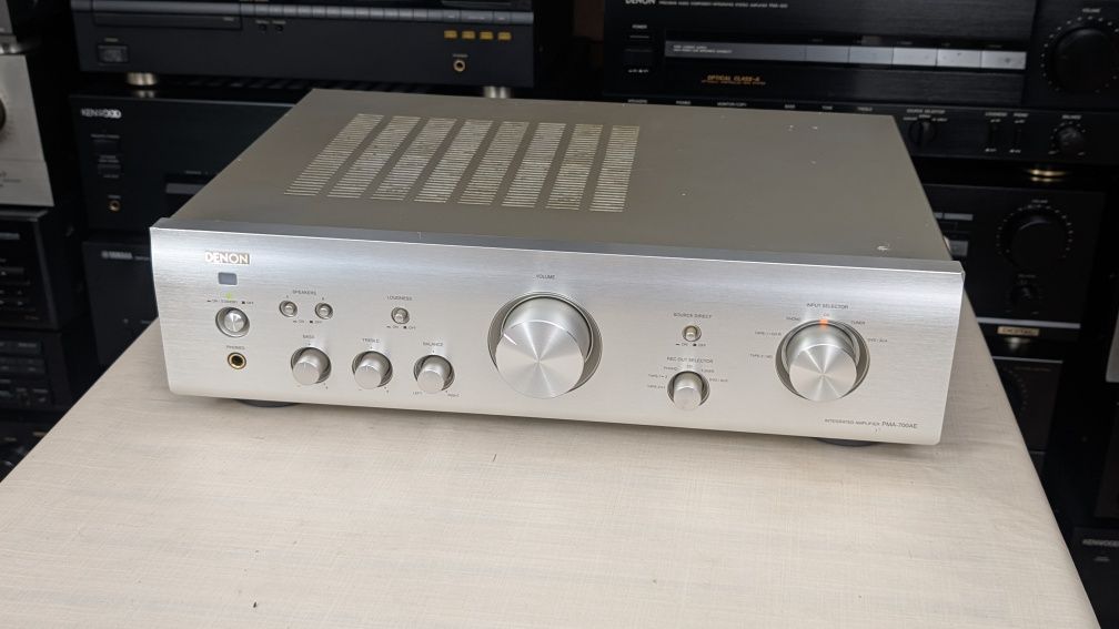 Denon PMA-700AE Wysokiej klasy wzmacniacz stereo
