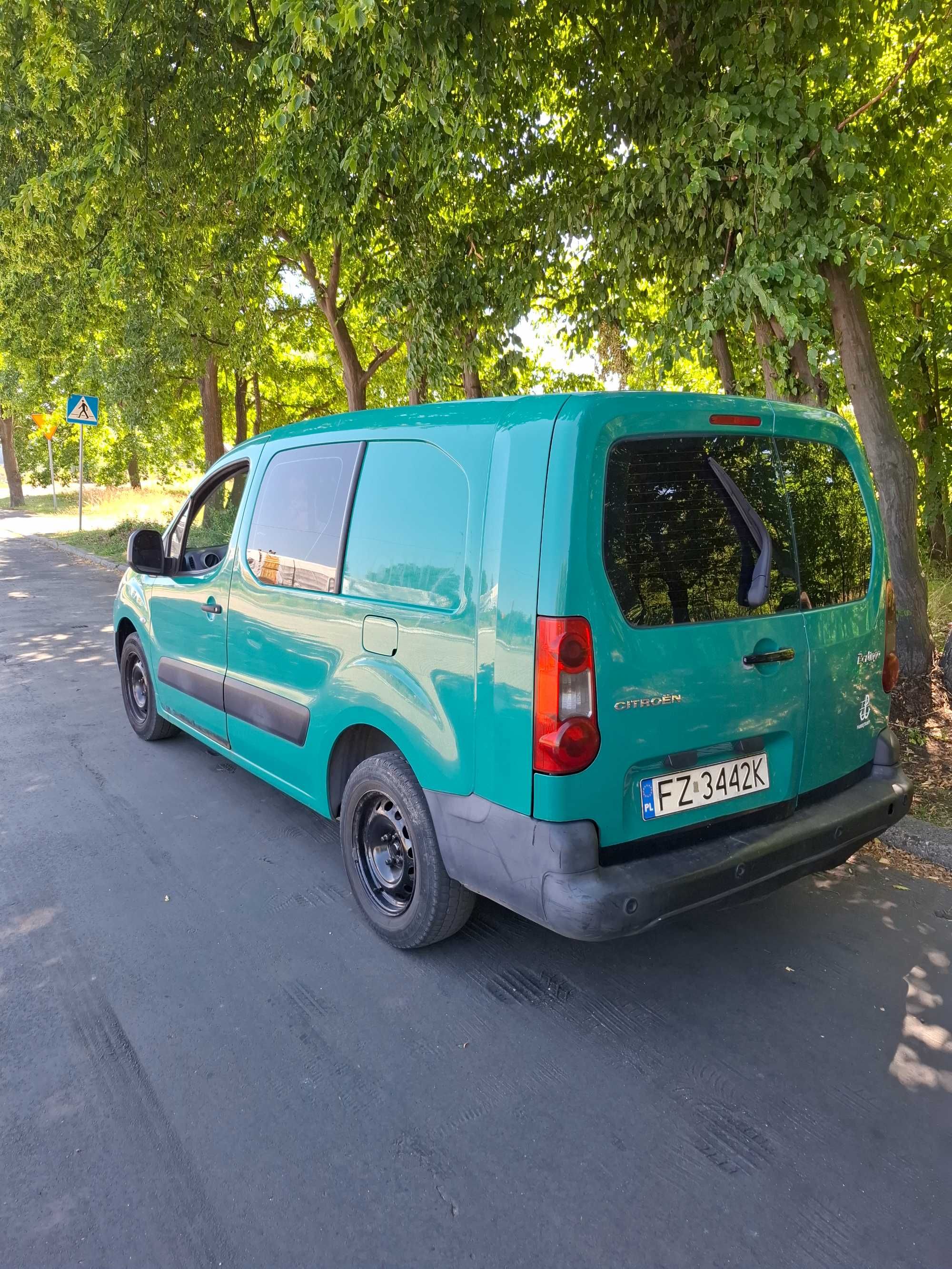 Sprzedam Citroen Berlingo Maxi 2011 1.6 klima tempomat elektryka