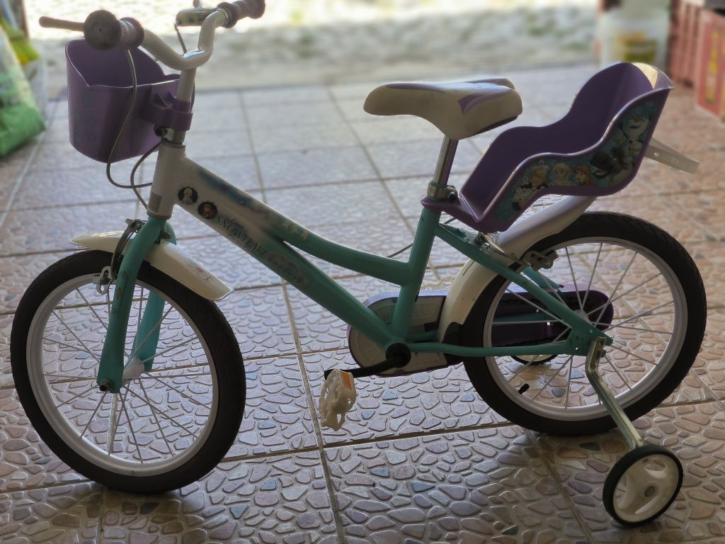 Bicicleta menina
