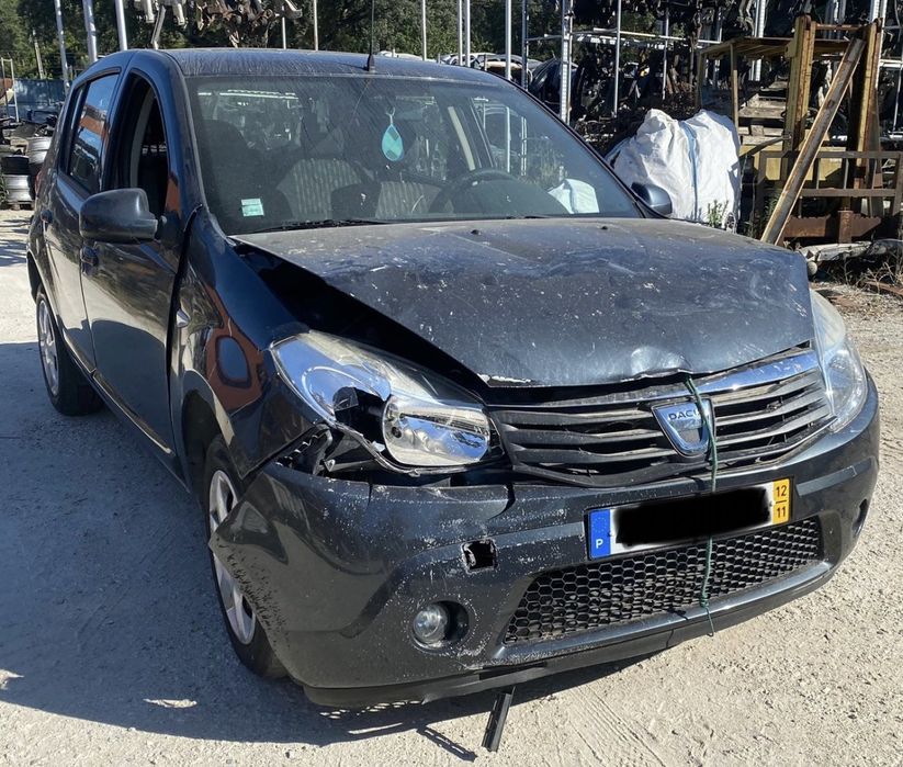 DACIA SANDERO 1.2I DE 2012 DISPONÍVEL PARA PEÇAS