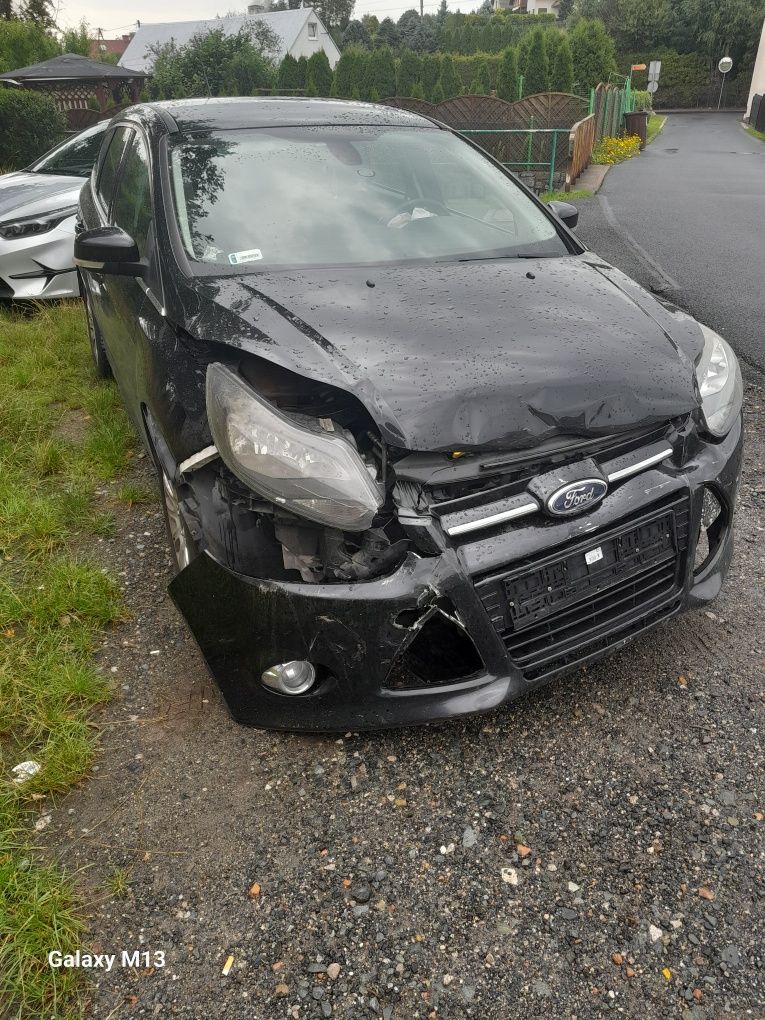 Sprzedam auto powypadkowe