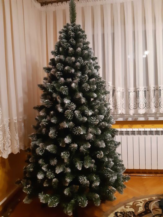 Choinka Sztuczna na stojaku Gęsta 160cm Sosna Diamentowa Producent