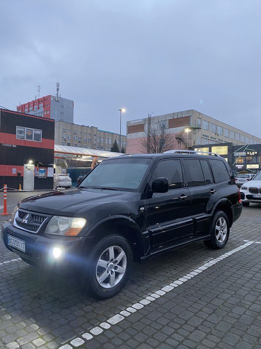 Мітсубісі Паджеро