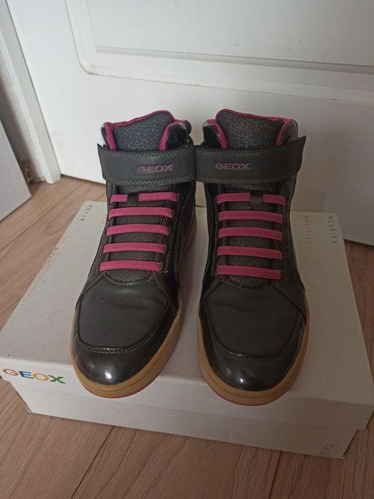 Кросівки високі осінні Geox 39р для дівчинки, черевики, напівчоботи