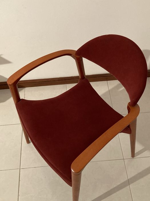 4 Cadeiras madeira cerejeira