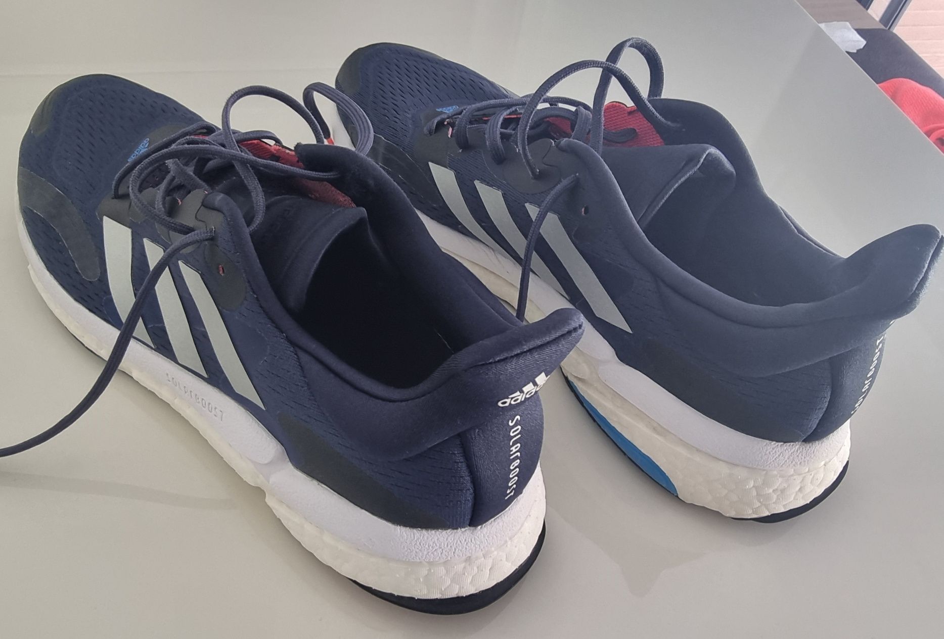 Ténis Adidas SolarBoost