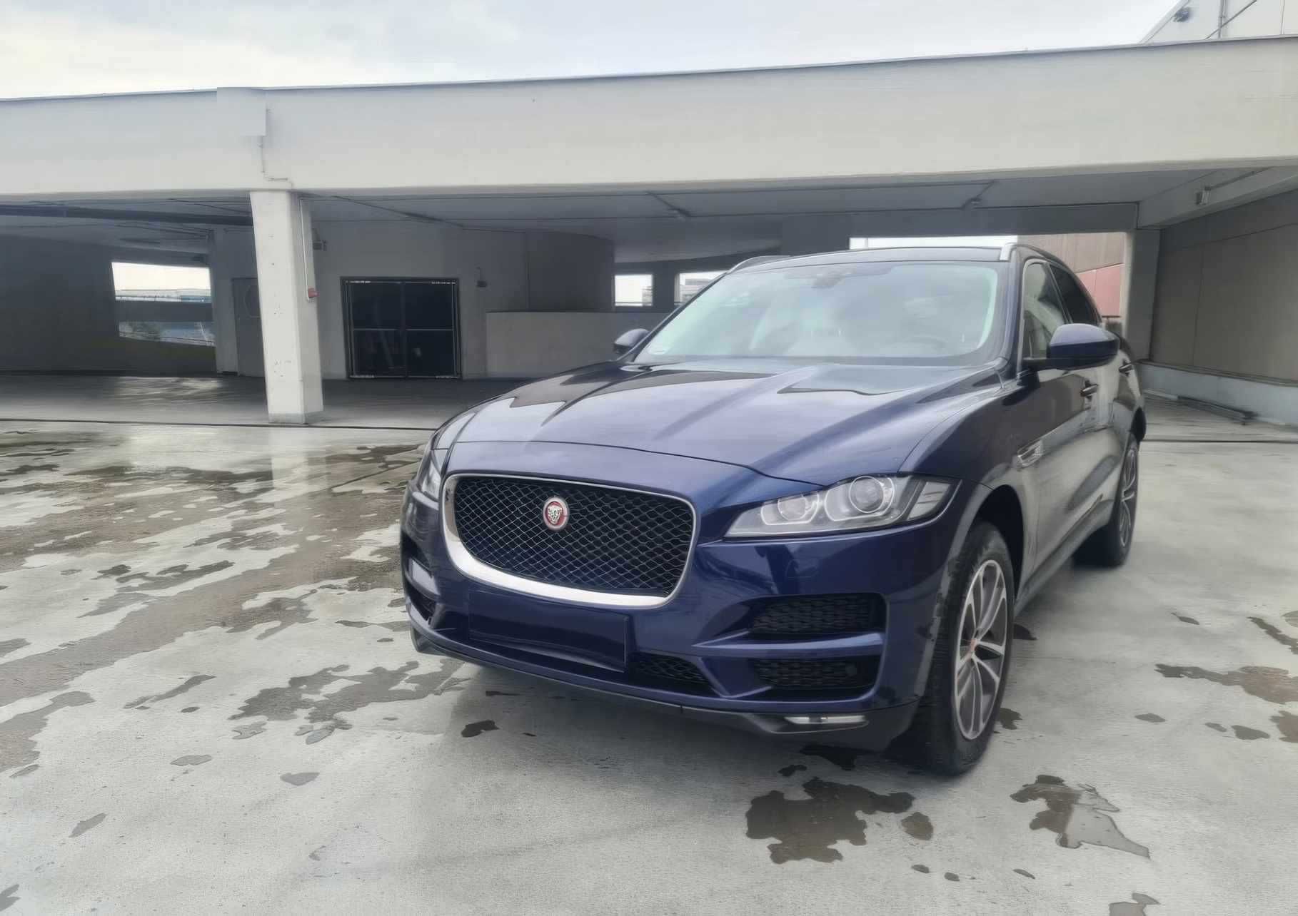 Jaguar     F-Pace