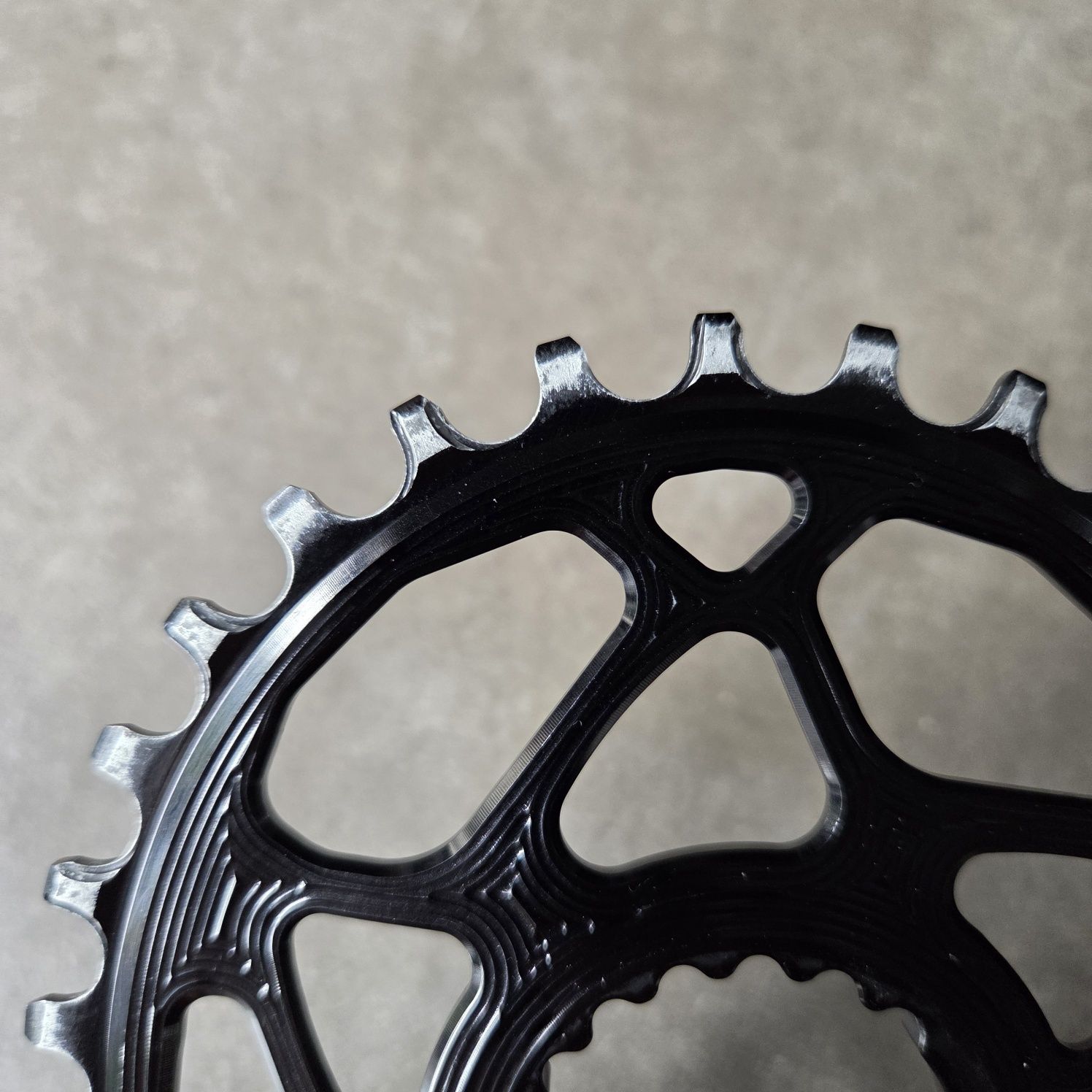 Zębatka Absoluteblack Oval 32t Hollowgram Direct Mount Boost