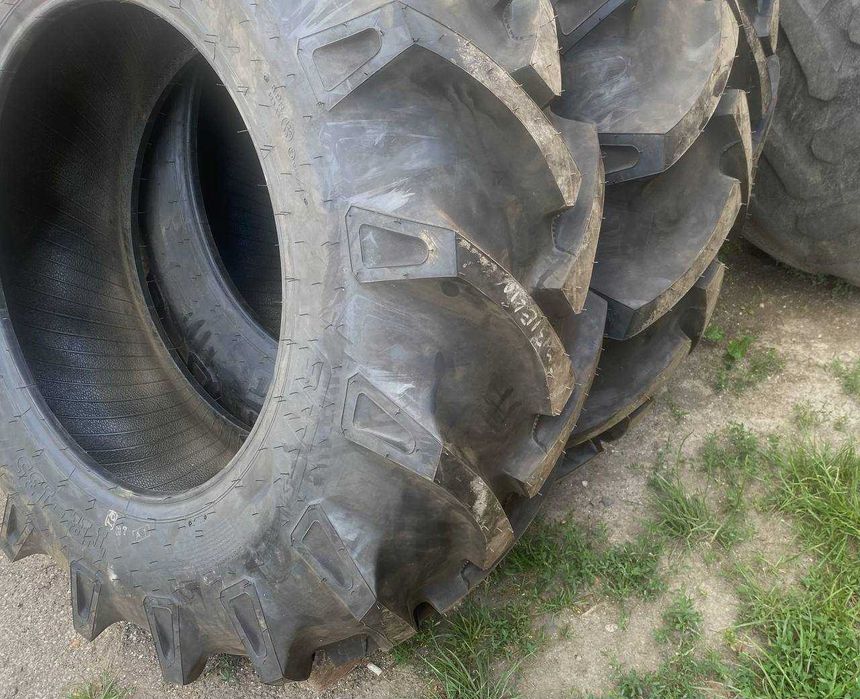 колеса комбайна,преса,трактора,МТЗ,14.9-26 Т-25 різних розмірів Польща