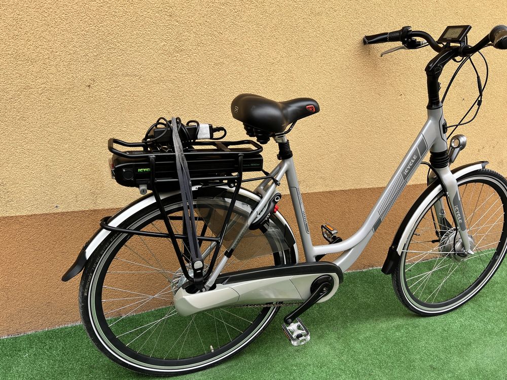 Rowery Elektryczne Holenderskie *ICYCLE MISTRAL* 700 Wh