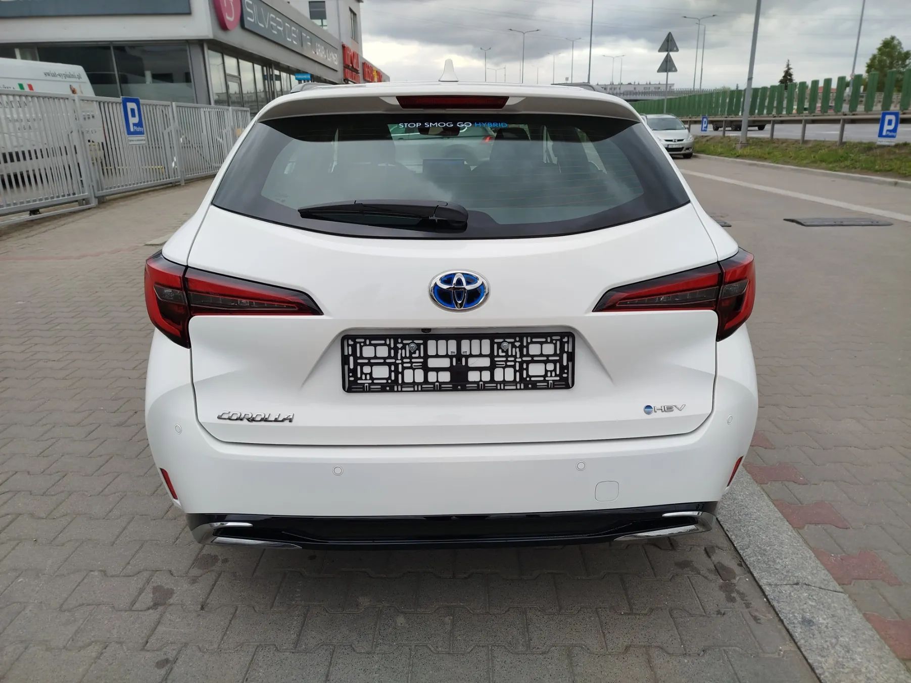 Toyota Corolla Hybrid Comfort + TECH