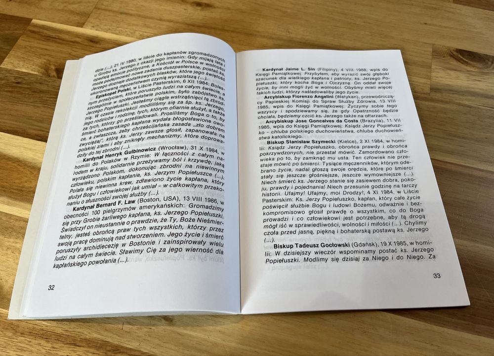 Ksiądz Jerzy Popiełuszko Symbol ofiar komunizmu Antoni Lewek
