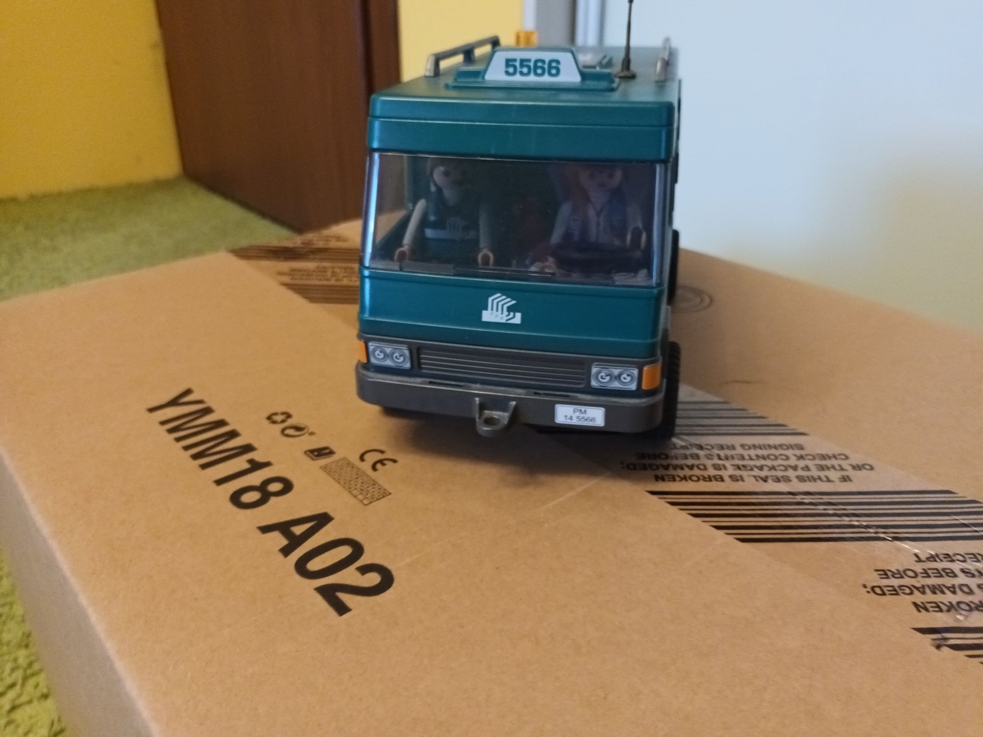 Playmobil - Pancerna furgonetka do przewozu pieniędzy.