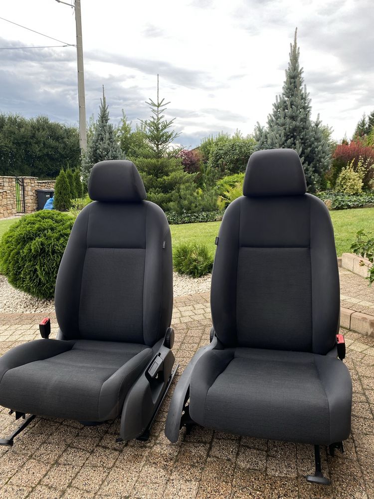 Fotele Golf V 2008r