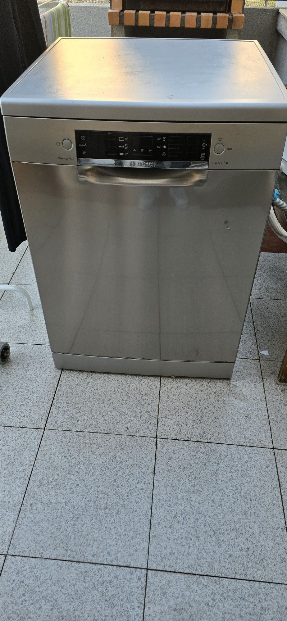Vendo máquina de lavar loiça bosch serie 4