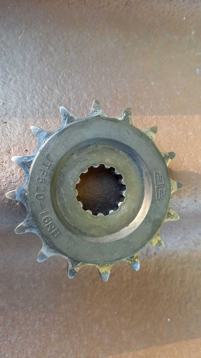 Zębatki napędowe JTF520-16RB, 4499-47,  JTF327-12,  łańcuch DID 525VX