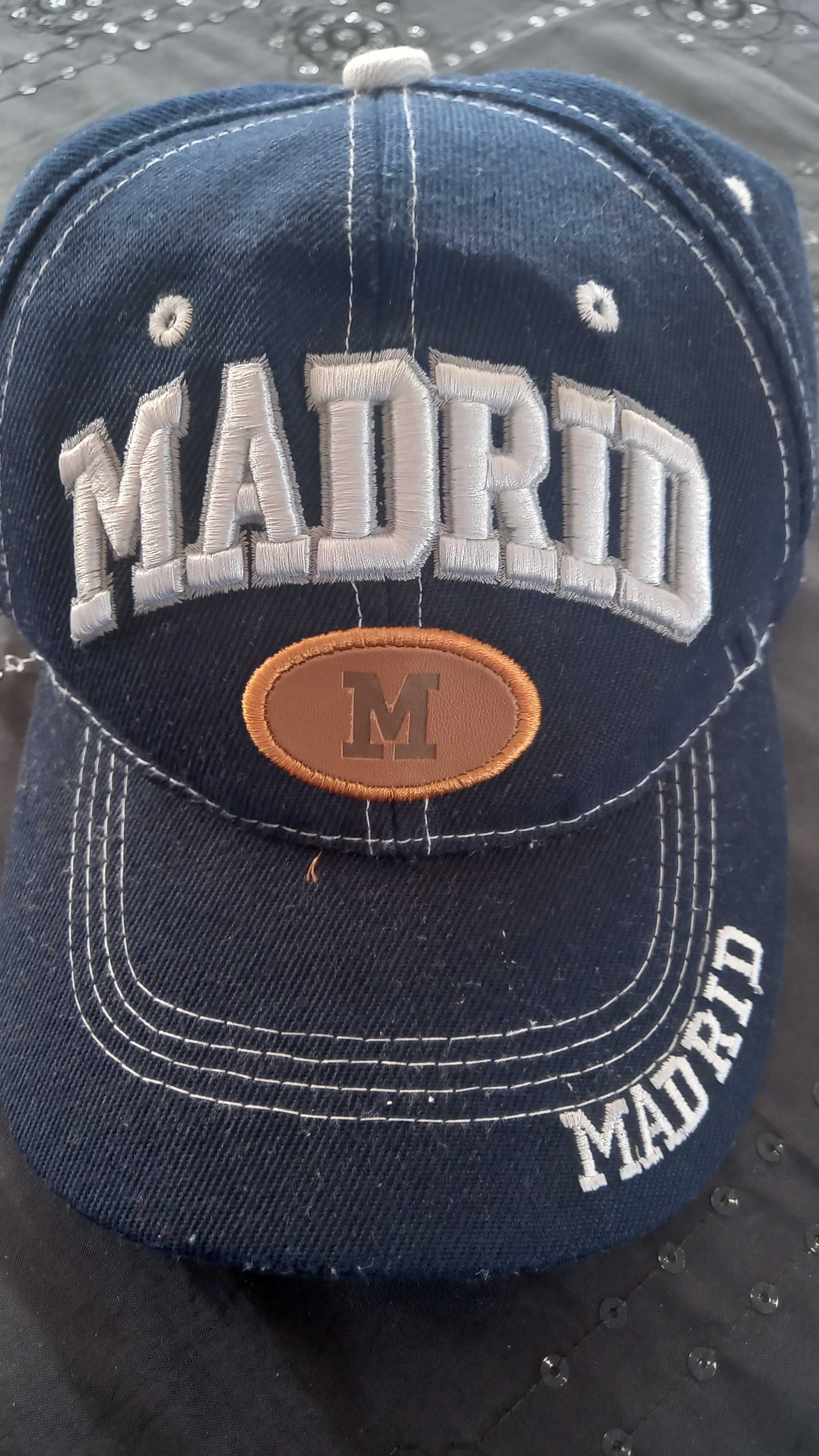 Boné bordado Madrid