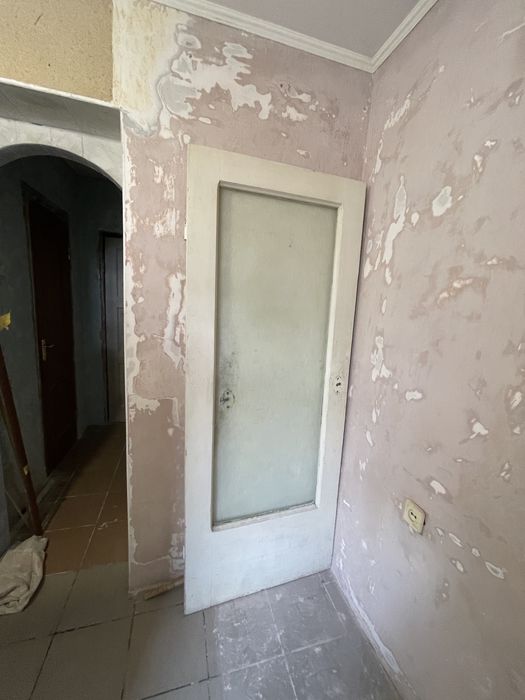 Двері старі на дрова зі склом безкоштовно