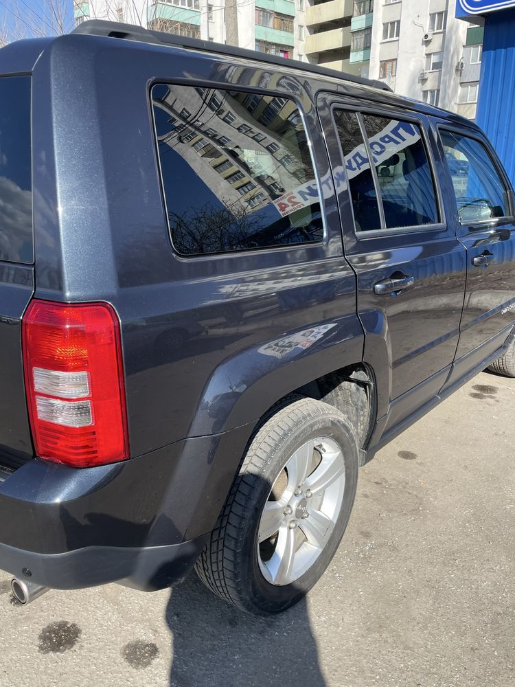 Продам jeep patriot в отличном состоянии