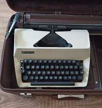 Maszyna do pisania PREDOM łucznik 1303 + stara walizka