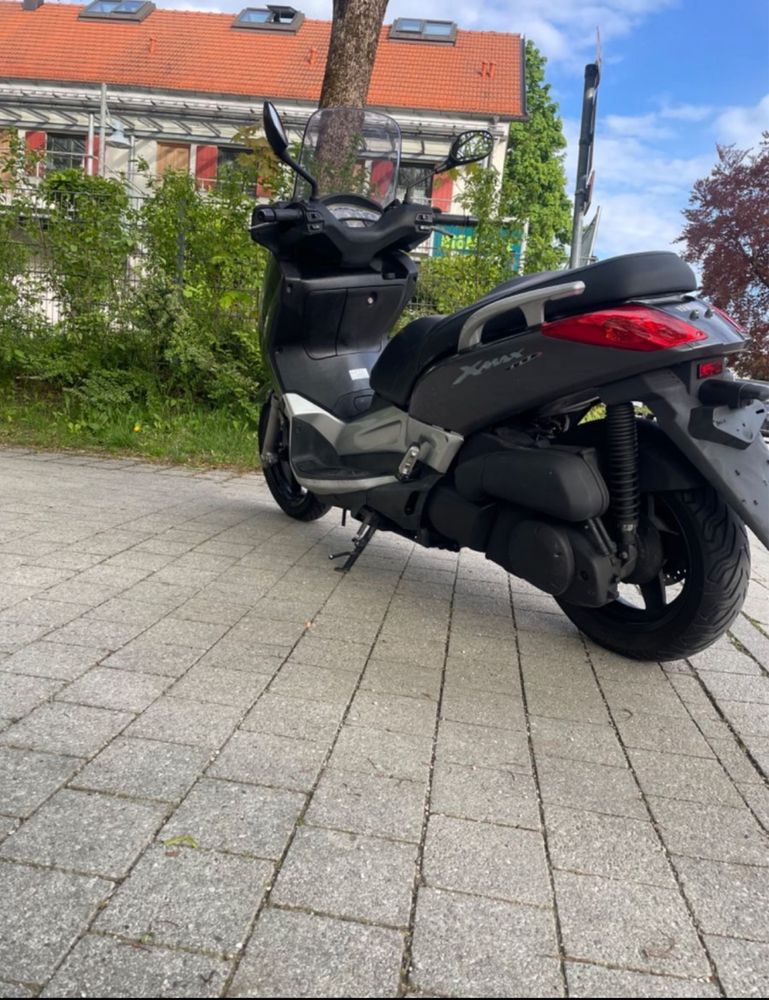 Максі скутер Yamaha XMax YP250R пробіг оригінал розмитнений