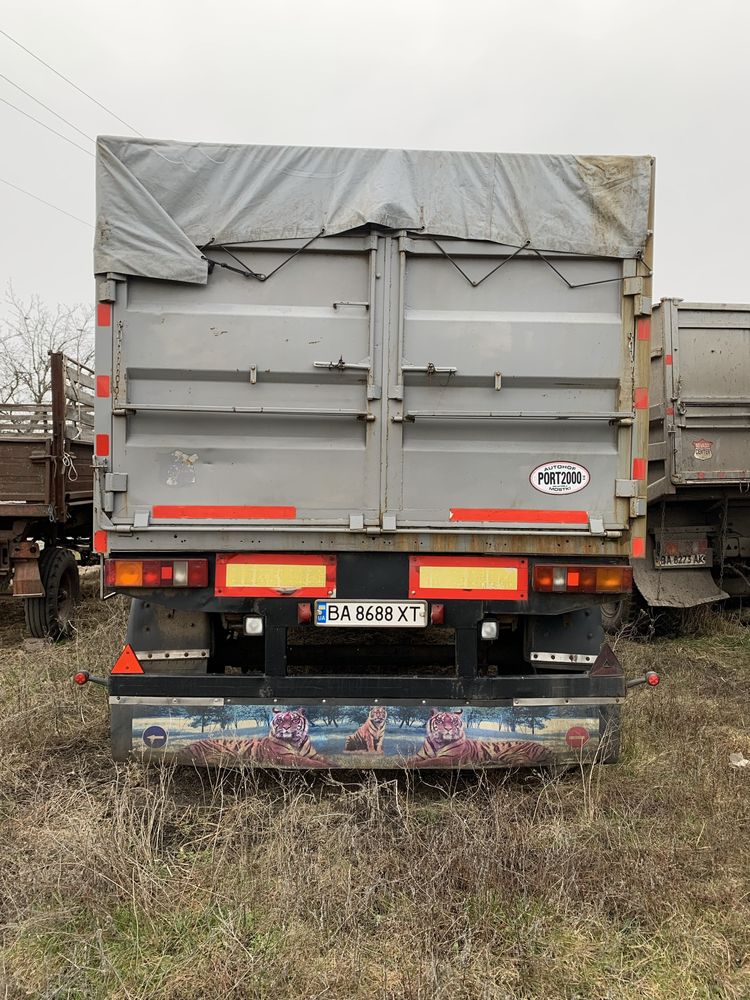 Прицеп до камаза в гарному стані