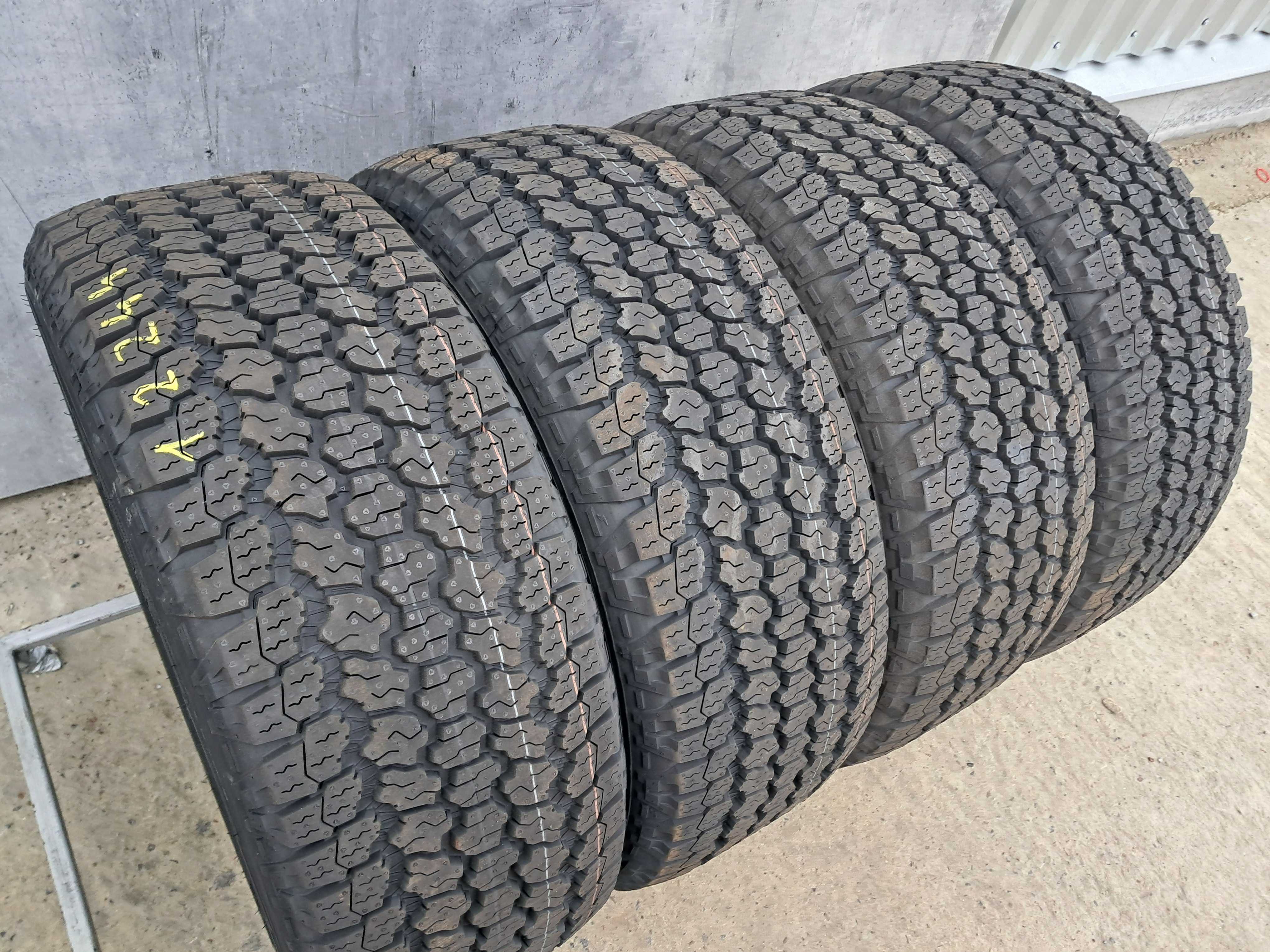 Резина НОВА Good Year 255/55 R19 Wrangler All Terrain Adventure DOT24