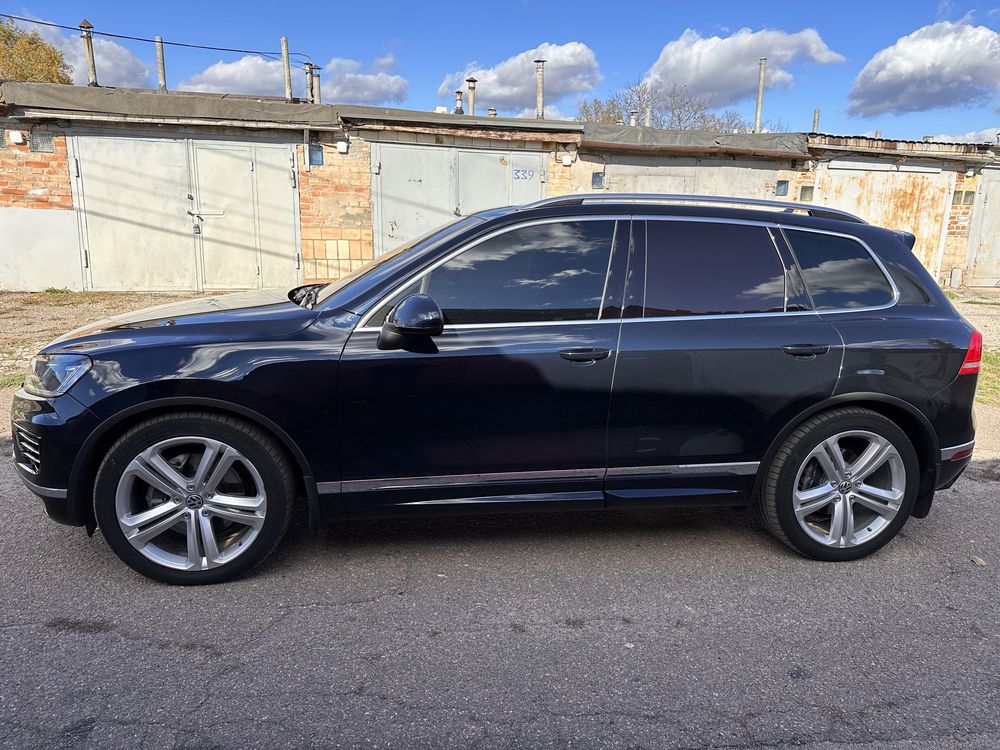 Volkswagen Touareg (4.2 TDI V8)