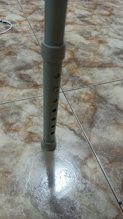 Стул-туалет  с санитарным оборудованием регулируемый